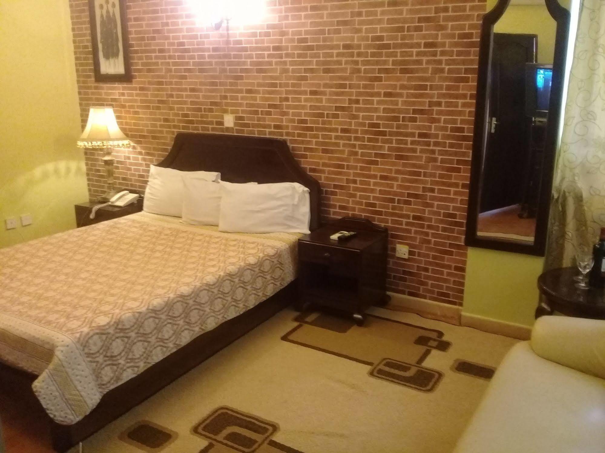 Osy Grand Hotel Moshi Kilimanjaro Tanzania Dış mekan fotoğraf