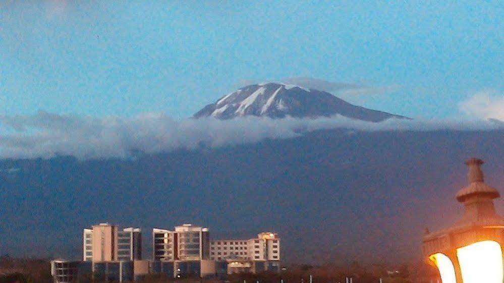 Osy Grand Hotel Moshi Kilimanjaro Tanzania Dış mekan fotoğraf